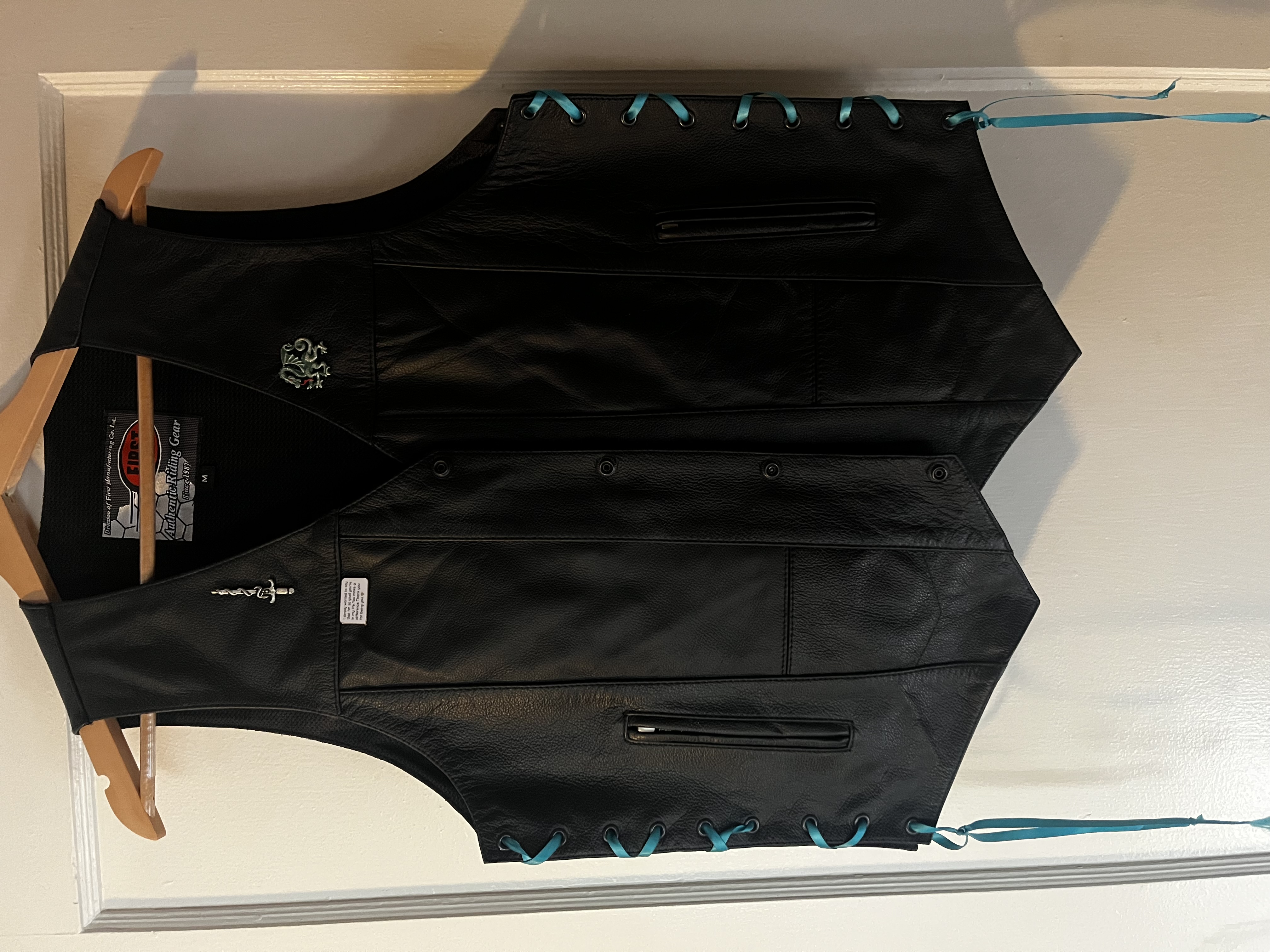 Jakes vest